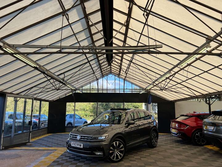 Volkswagen TIGUAN 2.0 TDI BlueMotion Tech R-Line DSG 4Motion Euro 6 (s/s) 5dr