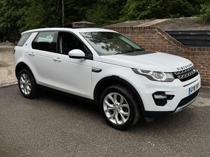 Land Rover DISCOVERY SPORT 2.0 Si4 HSE Auto 4WD Euro 6 (s/s) 5dr Land Rover DISCOVERY SPORT 2.0 Si4 HSE Auto 4WD Euro 6 (s/s) 5dr