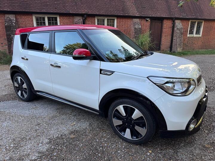 Kia Soul 1.6 CRDi Mixx Euro 6 5dr