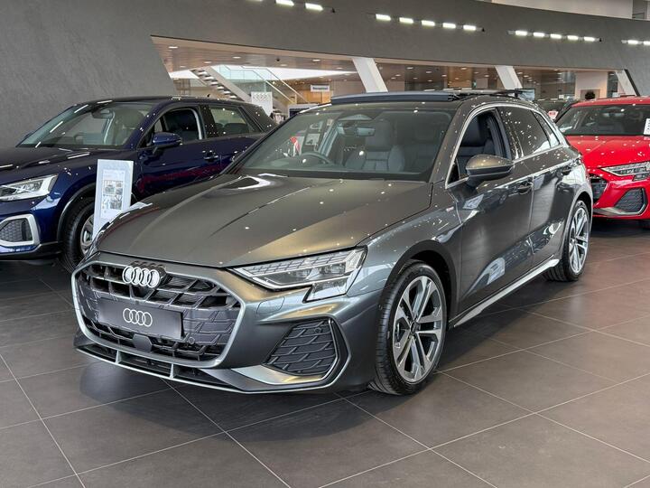 Audi A3 Sportback 1.5 TFSI S Line Sportback S Tronic Euro 6 (s/s) 5dr
