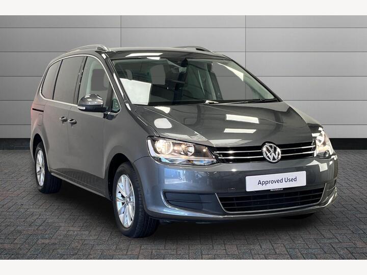 Volkswagen Sharan 2.0 TDI SE Nav DSG Euro 6 (s/s) 5dr