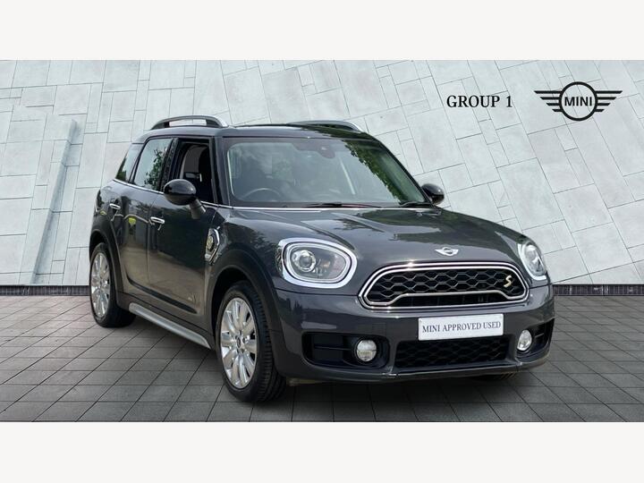MINI Countryman 1.5 7.6kWh Cooper SE Auto ALL4 Euro 6 (s/s) 5dr MINI Countryman 1.5 7.6kWh Cooper SE Auto ALL4 Euro 6 (s/s) 5dr