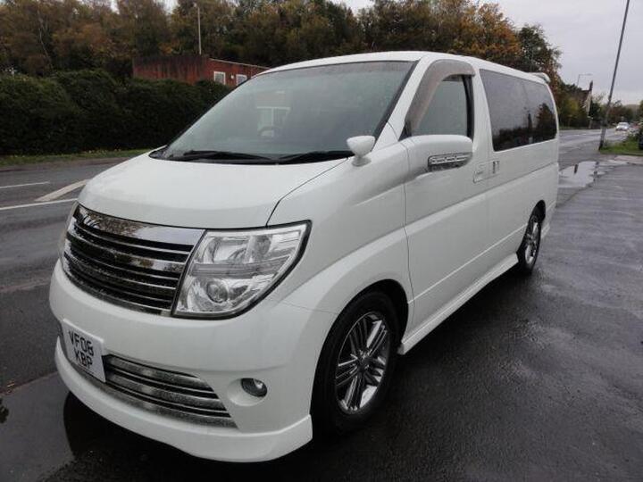 Nissan Elgrand RIDER FRESH IMPORT BIMTA CERT Nissan Elgrand RIDER FRESH IMPORT BIMTA CERT