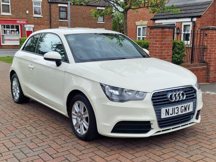 Audi A1 1.6 TDI SE Euro 5 (s/s) 3dr