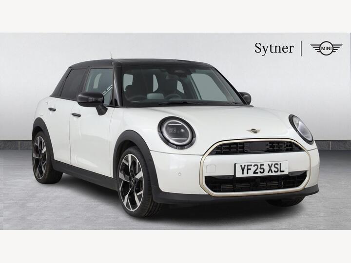 MINI Cooper 1.5C Exclusive Steptronic Euro 6 (s/s) 5dr