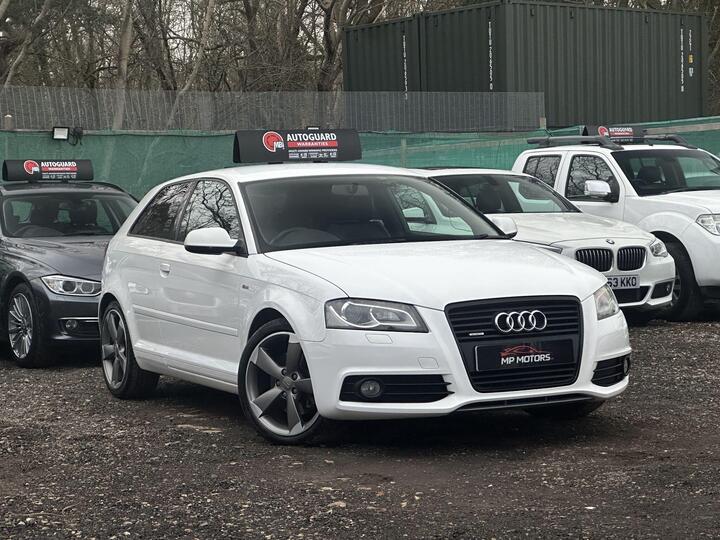 Audi A3 2.0 TFSI Black Edition S Tronic Quattro Euro 5 3dr