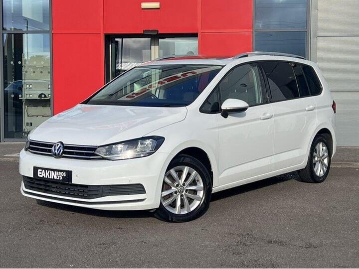 Volkswagen Touran 1.6 TDI SE Family DSG Euro 6 (s/s) 5dr