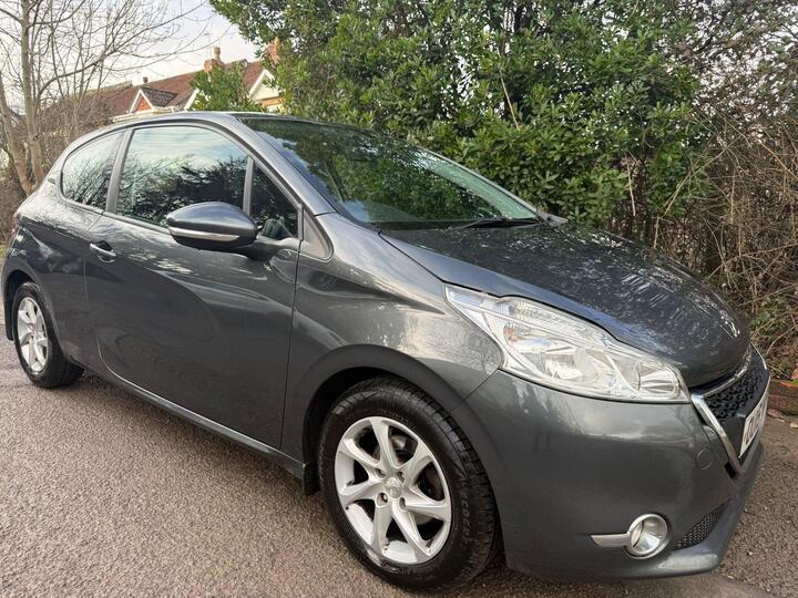 Peugeot 208 1.2 VTi PureTech Active Euro 5 3dr