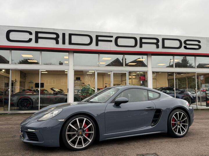 Porsche 718 Cayman 2.5T S PDK Euro 6 (s/s) 2dr Porsche 718 Cayman 2.5T S PDK Euro 6 (s/s) 2dr