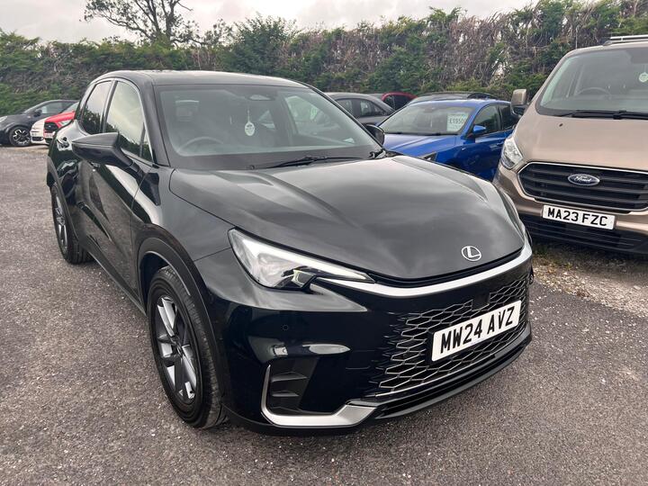 Lexus LBX 1.5 VVT-iE Premium E-CVT Euro 6 (s/s) 5dr