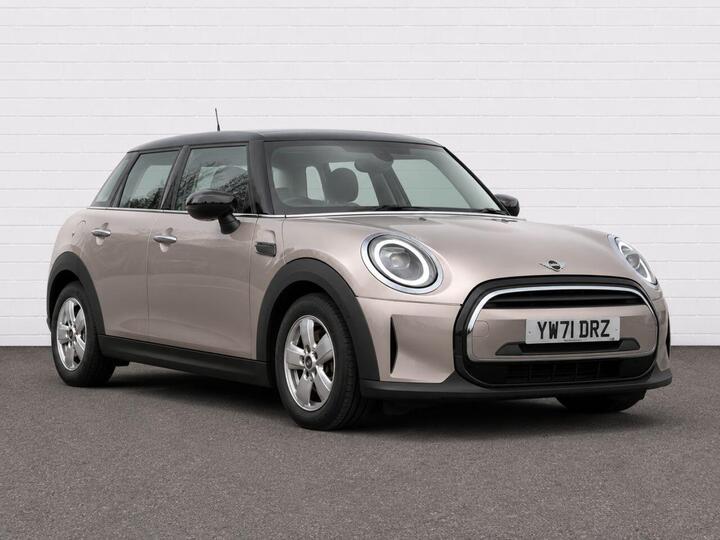 MINI HATCH 1.5 Cooper Classic Euro 6 (s/s) 5dr