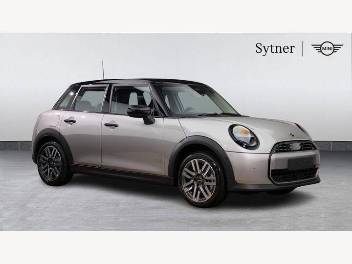 MINI Cooper 1.5C Classic Steptronic Euro 6 (s/s) 5dr