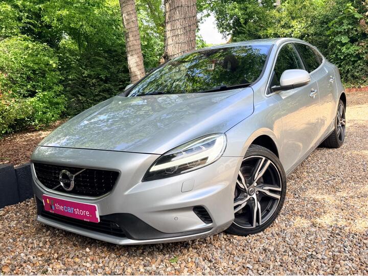 Volvo V40 2.0 D3 R-Design Pro Auto Euro 6 (s/s) 5dr