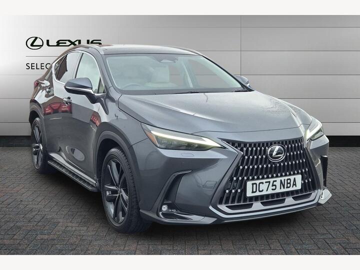 Lexus NX 2.5 450h+ 18.1kWh Premium Plus E-CVT 4WD Euro 6 (s/s) 5dr