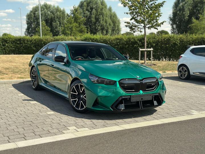 BMW M5 4.4 22.1kWh Steptronic XDrive Euro 6 (s/s) 4dr