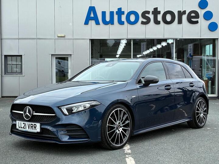 Mercedes-Benz A Class 2.0 A200d Exclusive Edition 8G-DCT Euro 6 (s/s) 5dr