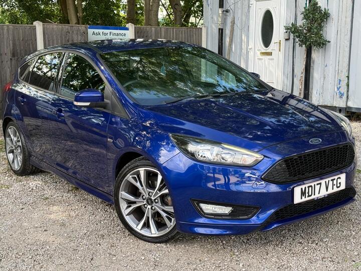 Ford Focus 1.0T EcoBoost ST-Line Euro 6 (s/s) 5dr