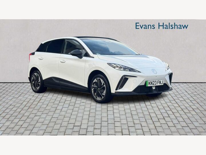 MG MG4 HATCHBACK 64kWh Trophy Long Range Auto 5dr