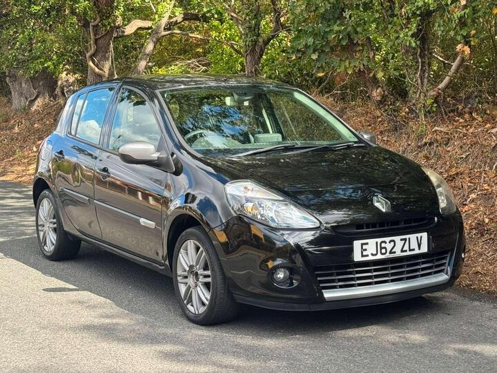 Renault CLIO 1.2 Dynamique TomTom Euro 5 5dr