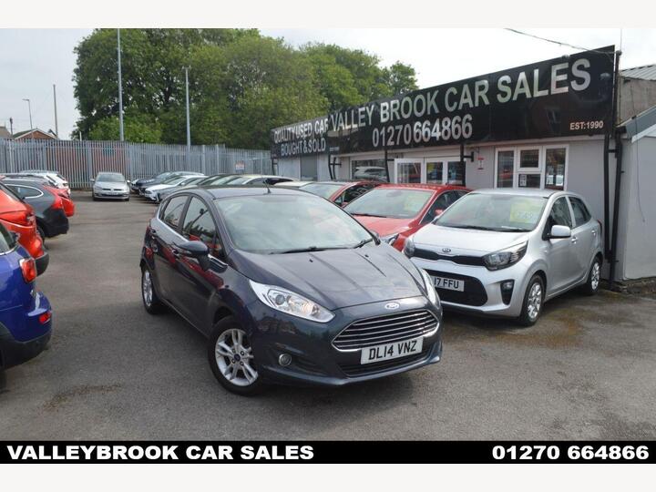 Ford FIESTA 1.0T EcoBoost Zetec Euro 5 (s/s) 5dr