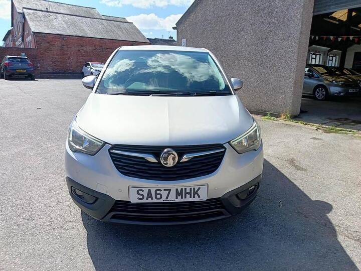 Vauxhall Crossland X 1.2 Turbo SE Nav Auto Euro 6 (s/s) 5dr Vauxhall Crossland X 1.2 Turbo SE Nav Auto Euro 6 (s/s) 5dr