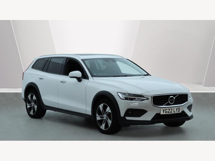 Volvo V60 Cross Country 2.0 B4 MHEV Auto AWD Euro 6 (s/s) 5dr