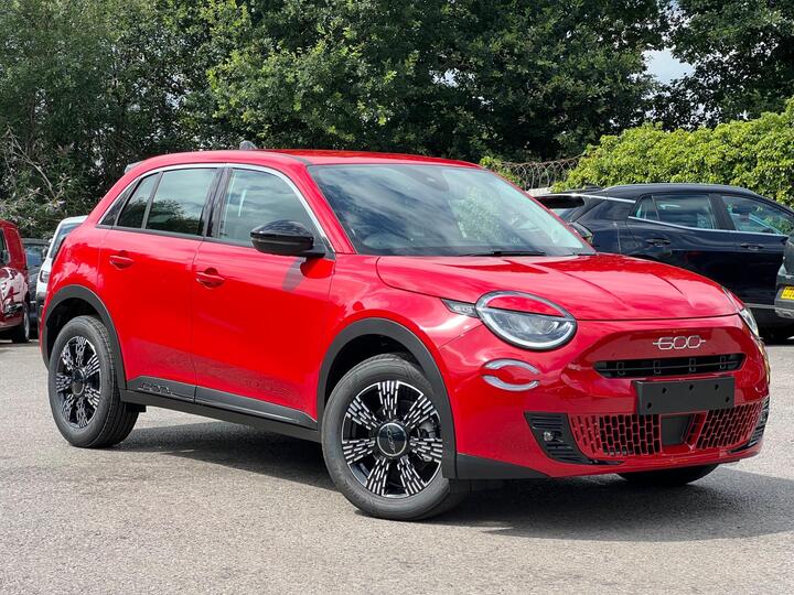 Fiat 600 1.2 MHEV E-DCT Euro 6 (s/s) 5dr