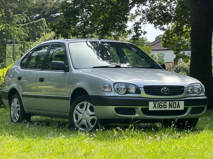 Toyota Corolla 1.6 S 5dr