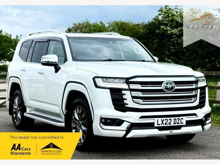 Toyota LAND CRUISER ZX 3.4 Petrol Estate 7 Seats Euro 6 Toyota LAND CRUISER ZX 3.4 Petrol Estate 7 Seats Euro 6
