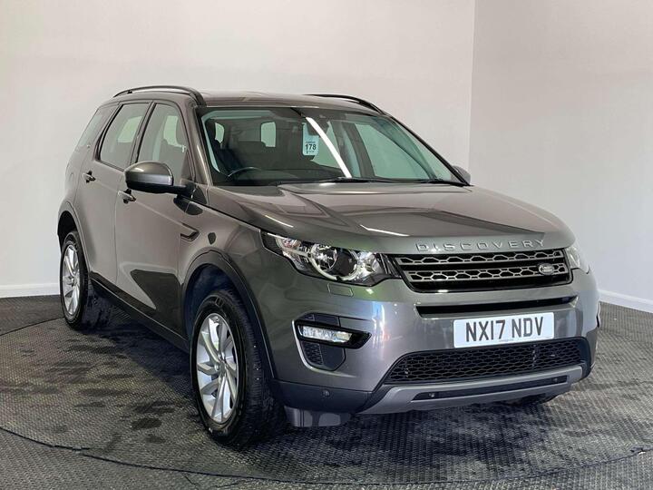 Land Rover DISCOVERY SPORT 2.0 TD4 SE Tech Auto 4WD Euro 6 (s/s) 5dr Land Rover DISCOVERY SPORT 2.0 TD4 SE Tech Auto 4WD Euro 6 (s/s) 5dr