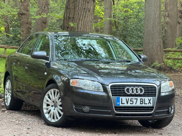 Audi A4 2.0 SE 4dr