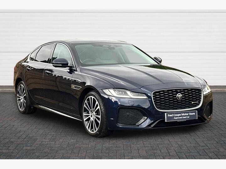 Jaguar XF 2.0 D200 MHEV R-Dynamic SE Auto Euro 6 (s/s) 4dr