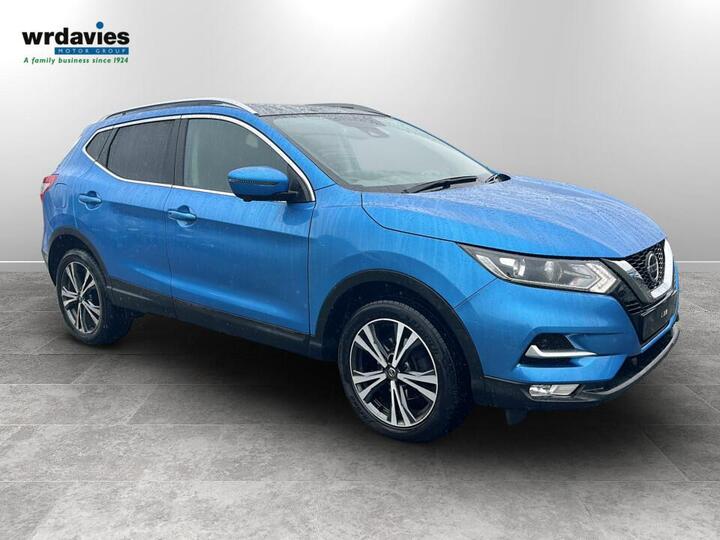 Nissan Qashqai 1.2 DIG-T N-Connecta Euro 6 (s/s) 5dr