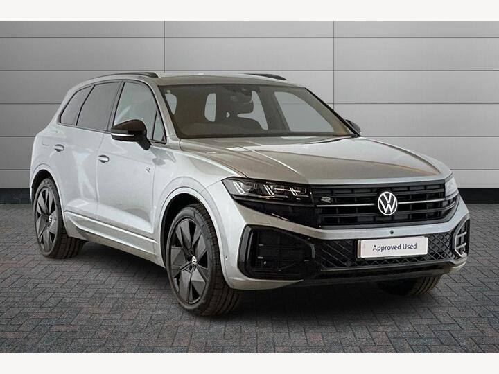 Volkswagen Touareg 3.0 TDI V6 Black Edition Tiptronic 4Motion Euro 6 (s/s) 5dr