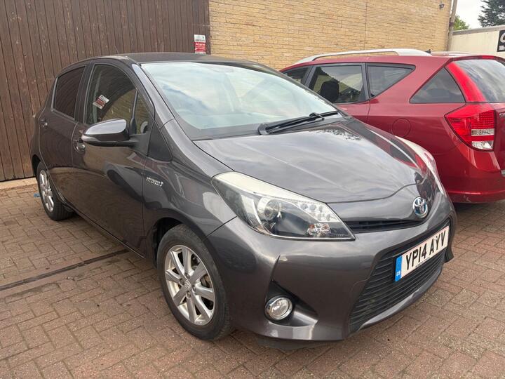 Toyota Yaris 1.5 VVT-h Icon Plus CVT Euro 5 5dr