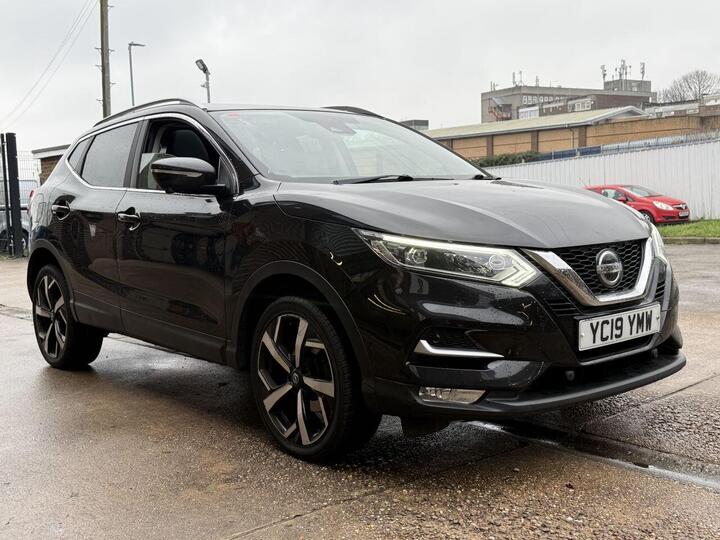 Nissan QASHQAI 1.5 DCi Tekna Euro 6 (s/s) 5dr
