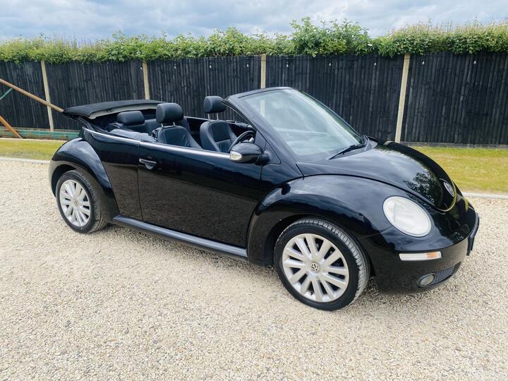 Volkswagen Beetle 2.0 S Cabriolet Euro 4 2dr