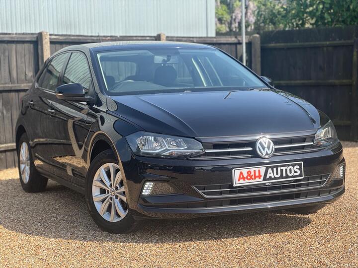 Volkswagen Polo 1.0 SE Euro 6 (s/s) 5dr Volkswagen Polo 1.0 SE Euro 6 (s/s) 5dr