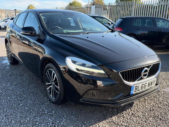 Volvo V40 2.0 D2 Momentum Nav Plus Euro 6 (s/s) 5dr