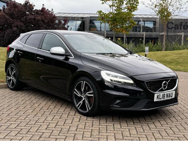 Volvo V40 2.0 D3 R-Design Pro Auto Euro 6 (s/s) 5dr