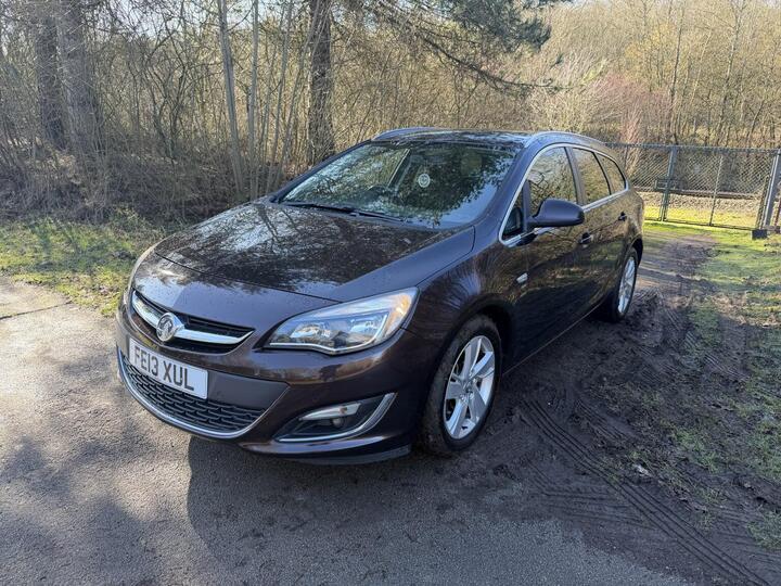 Vauxhall ASTRA 2.0 CDTi SRi Sports Tourer Euro 5 (s/s) 5dr