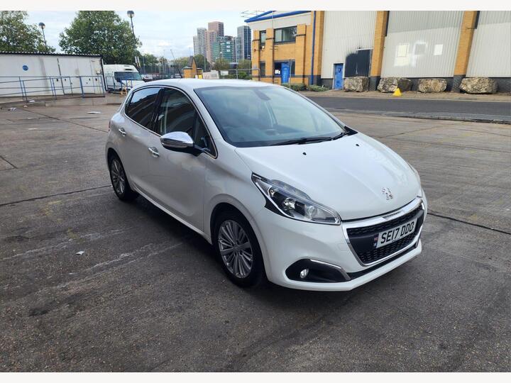 Peugeot 208 1.2 PureTech Allure Euro 6 5dr