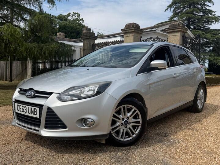 Ford FOCUS 1.0T EcoBoost Titanium Euro 5 (s/s) 5dr