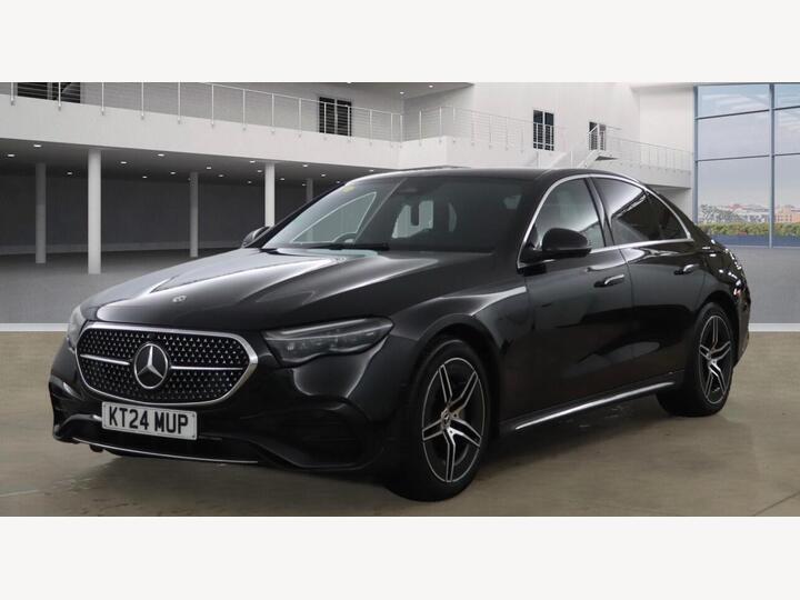 Mercedes-Benz E Class 2.0 E300e 25.4kWh AMG Line (Premium) G-Tronic Euro 6 (s/s) 4dr Mercedes-Benz E Class 2.0 E300e 25.4kWh AMG Line (Premium) G-Tronic Euro 6 (s/s) 4dr