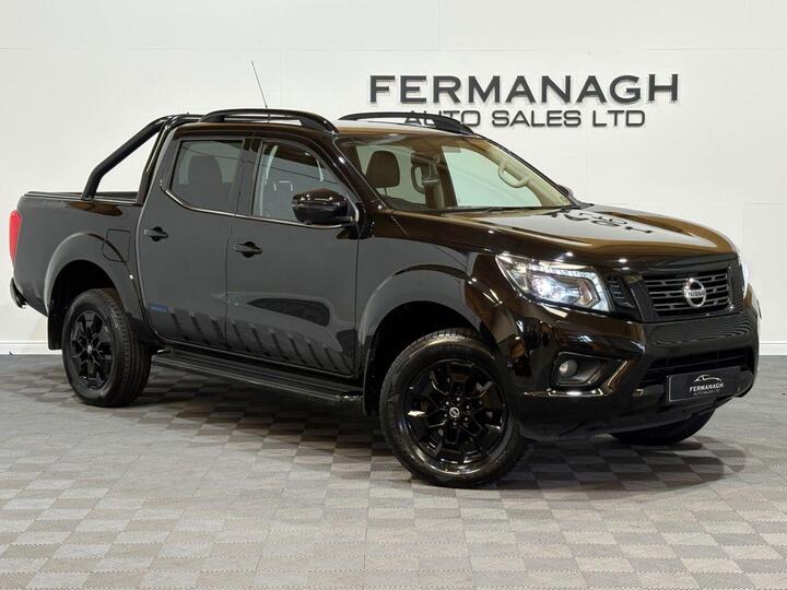 Nissan NAVARA 2.3 DCi N-Guard Auto 4WD Euro 6 4dr