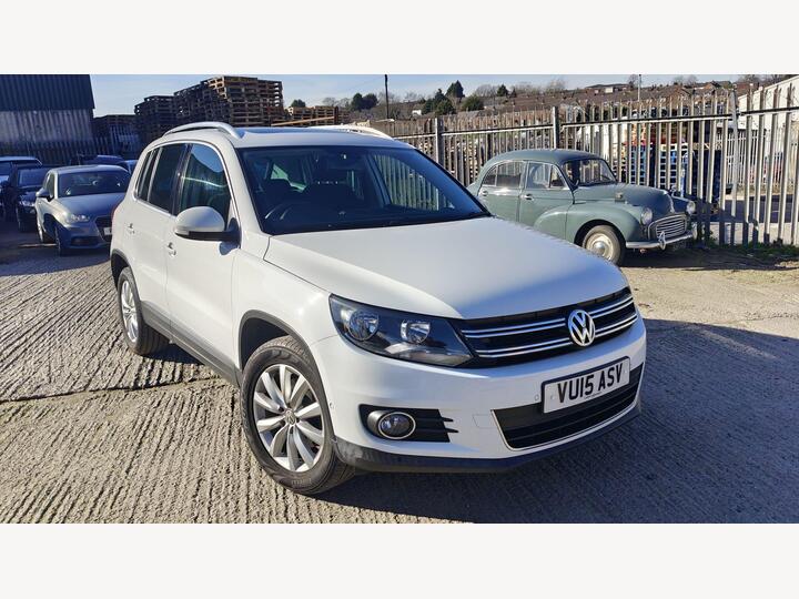 Volkswagen Tiguan 2.0 TDI BlueMotion Tech Match 4WD Euro 5 (s/s) 5dr