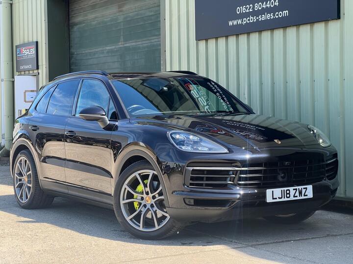 Porsche Cayenne 3.0 V6 E-Hybrid 14kWh TiptronicS 4WD Euro 6 (s/s) 5dr Porsche Cayenne 3.0 V6 E-Hybrid 14kWh TiptronicS 4WD Euro 6 (s/s) 5dr