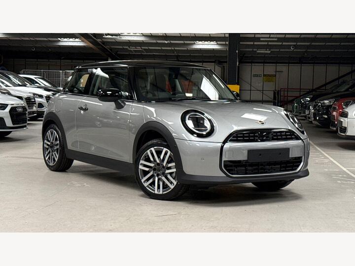 MINI Cooper 1.5C Classic Steptronic Euro 6 (s/s) 3dr