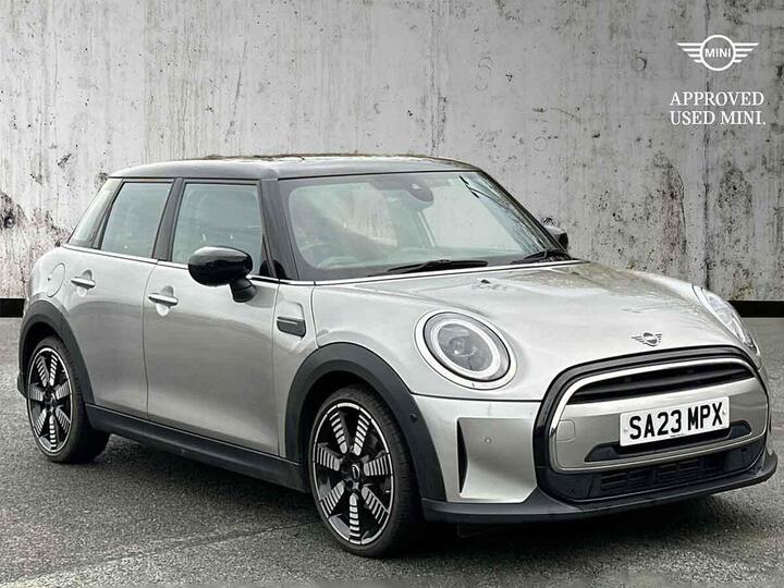 MINI Hatch 1.5 Cooper Exclusive Steptronic Euro 6 (s/s) 5dr