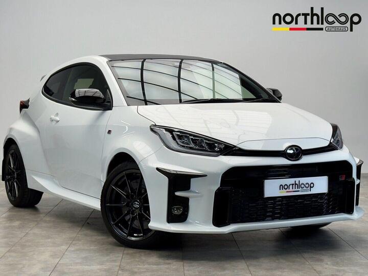 Toyota YARIS 1.6T GR Circuit AWD Euro 6 3dr